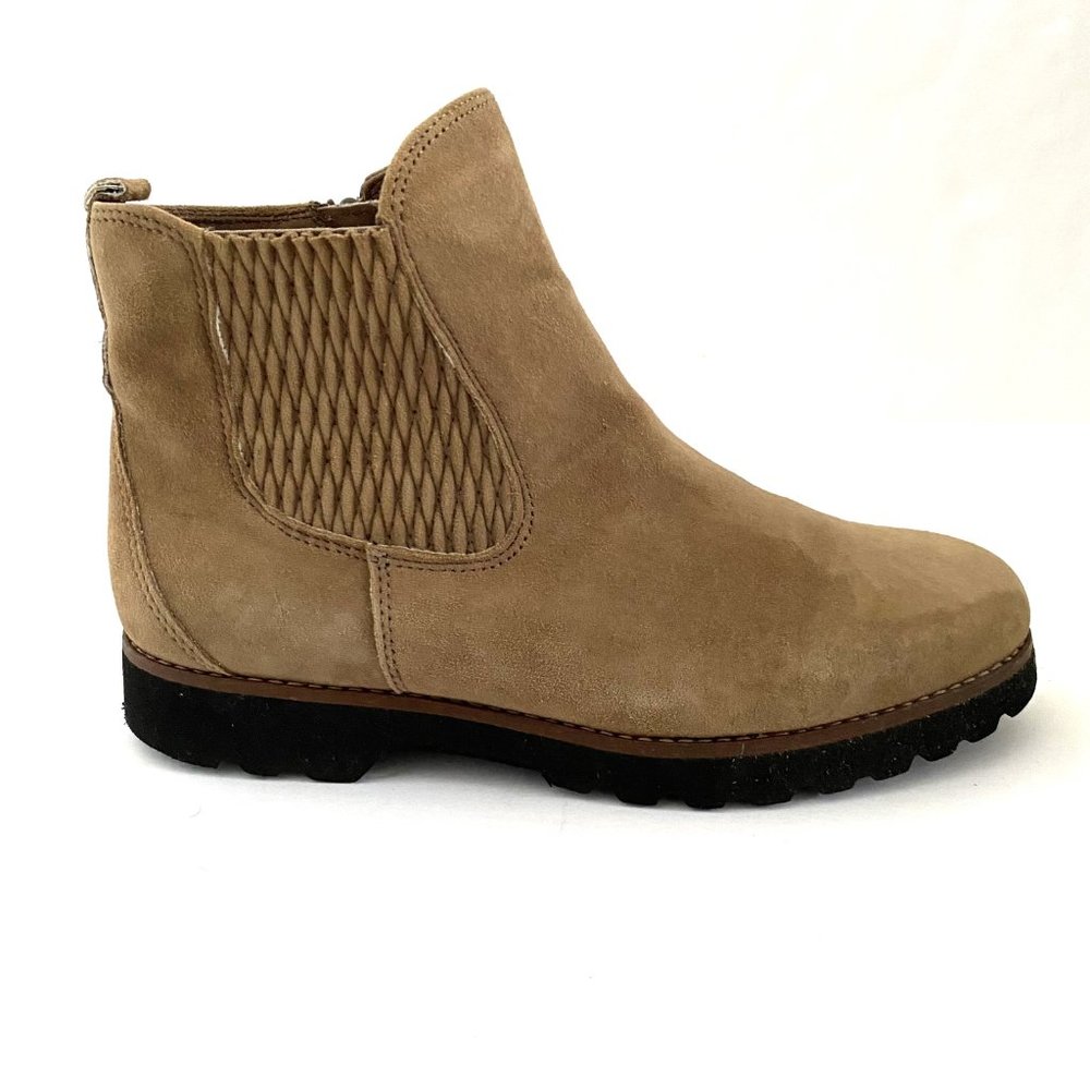 Earthies Madrid Suede Boots Taupe